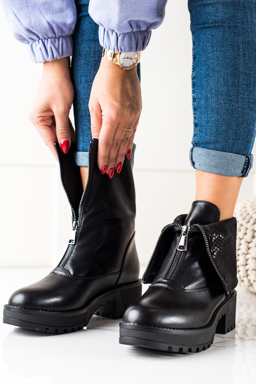 Botas de mujer z ĮyĮijanus choleĮka... Botas de mujer z ĮyĮijanus choleĮka...