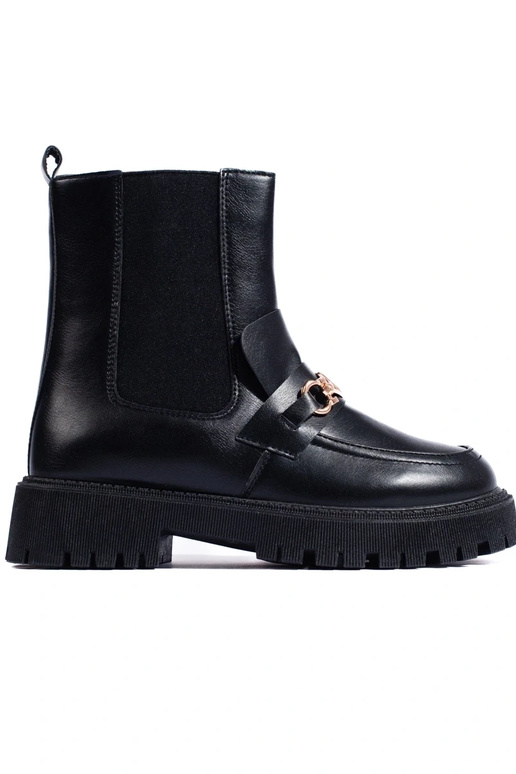 Botas de mujer con plataforma en un...