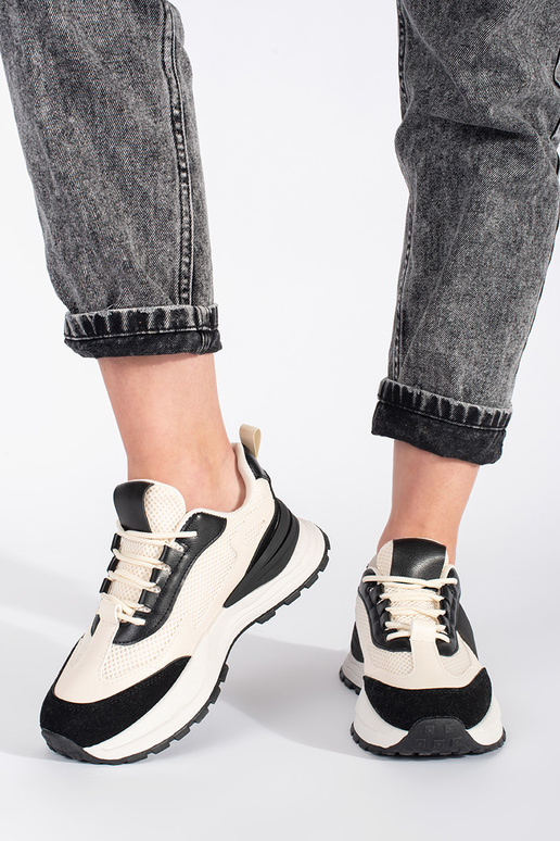 Zapatillas deportivas de mujer en... Zapatillas deportivas de mujer en...