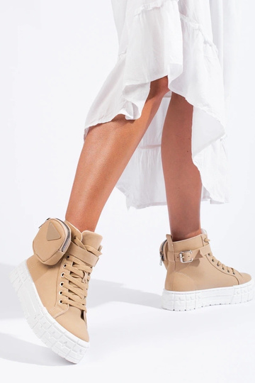 zapatos casuales con una... 2