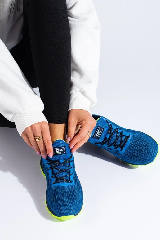 Zapatillas modelo zapatos DK