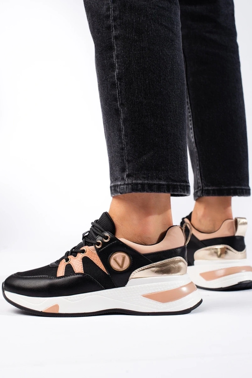 Zapatillas modelo zapatos Vinceza negro-