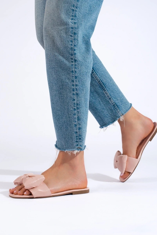 Zapatillas rosas con cinta Shelovet