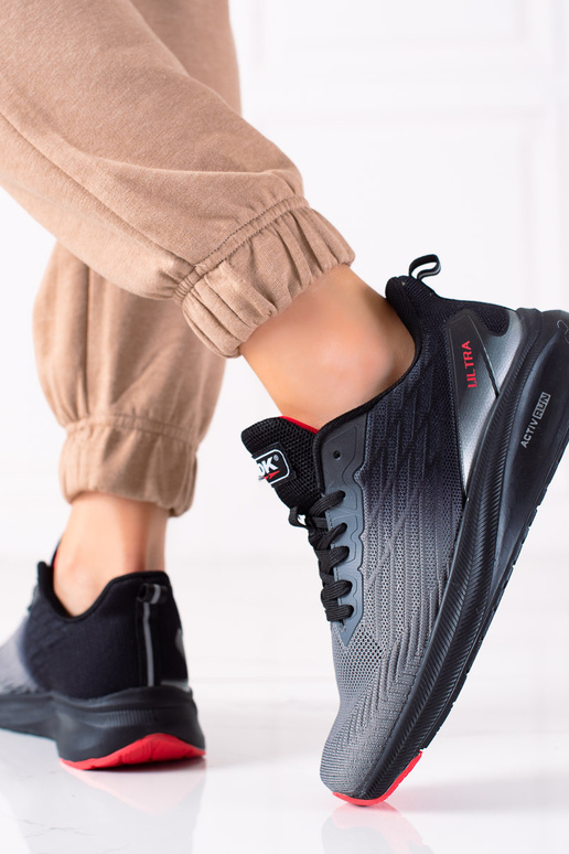 calzado deportivo DK color gris