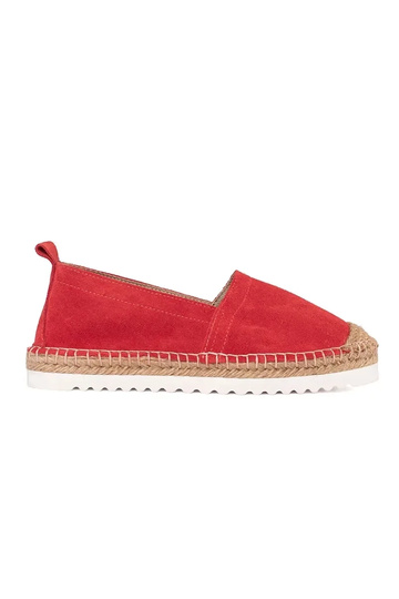 Alpargatas con plataforma de T. Sokolski en rojo.