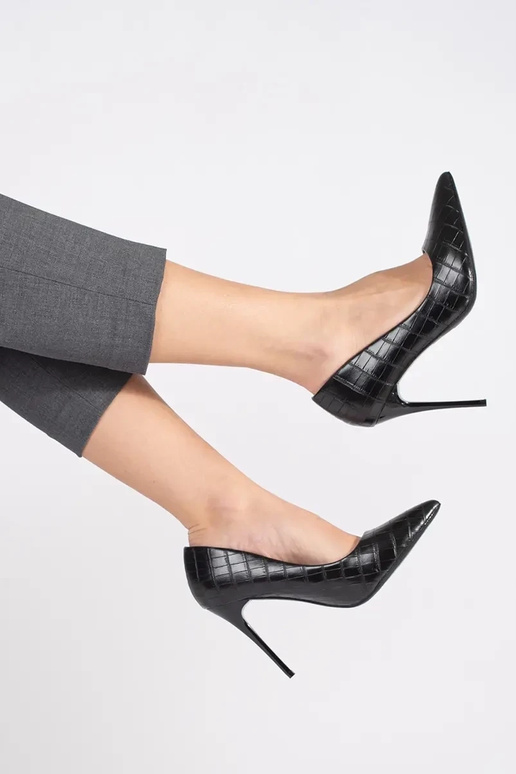 Zapatos con tacón fino Shelovet color... Zapatos con tacón fino Shelovet color...