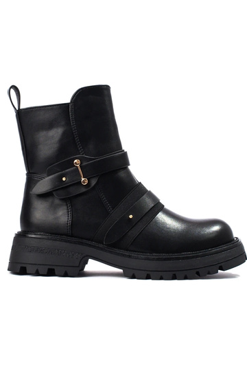 Botas negras de mujer con...