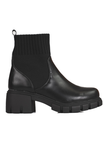 zapatos de mujer negros con...