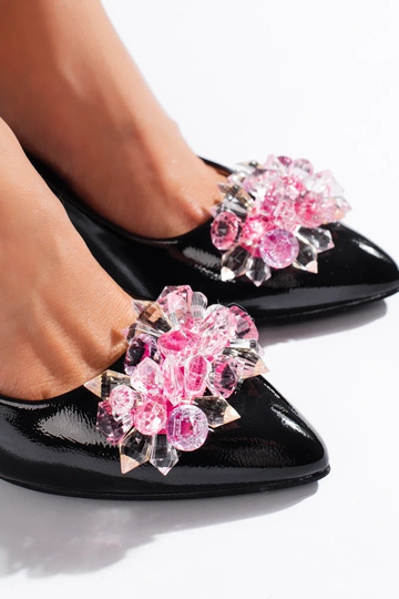 tacones altos negros con... 2