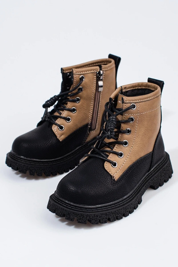 Zapatos bicolores para niña. 2