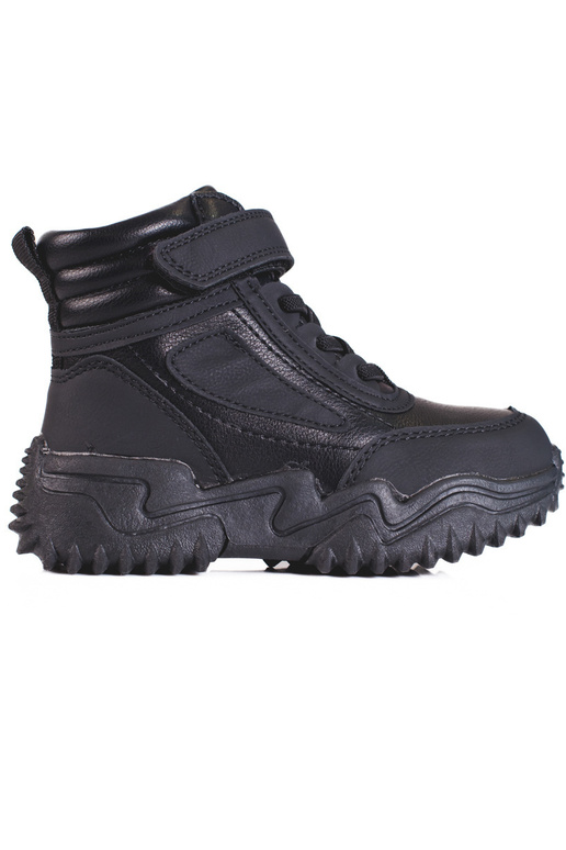 Botas niños aislados color negro