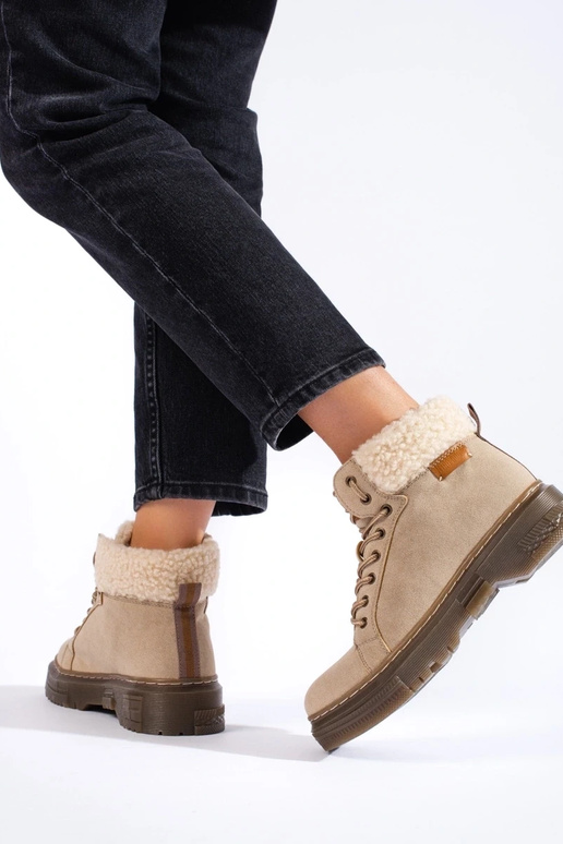 botas beige con piel de oveja