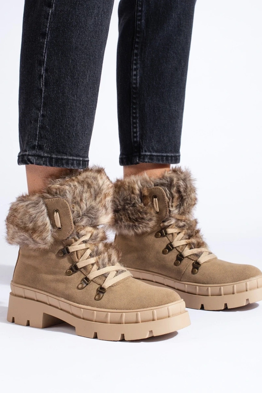 zapatos para mujer con pelo color marrón