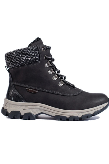 botas negras con plataforma