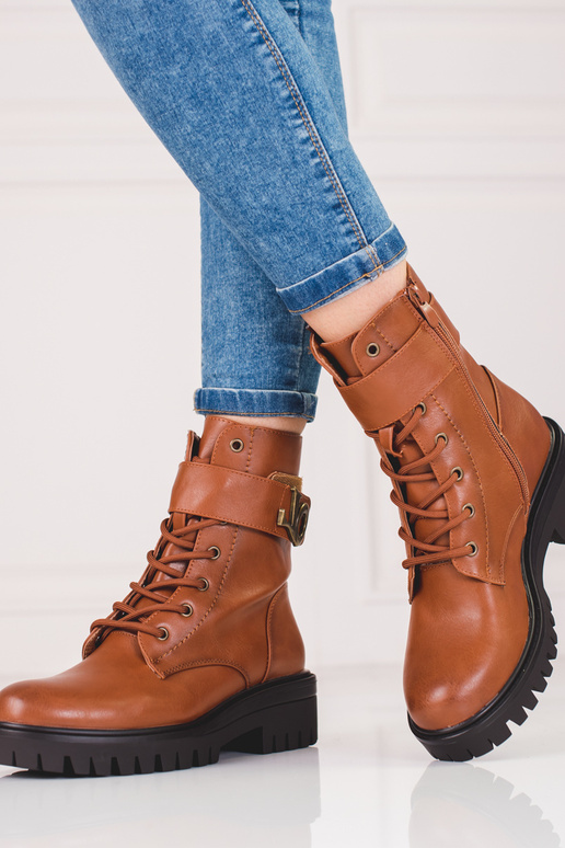 Botas marrones de mujer