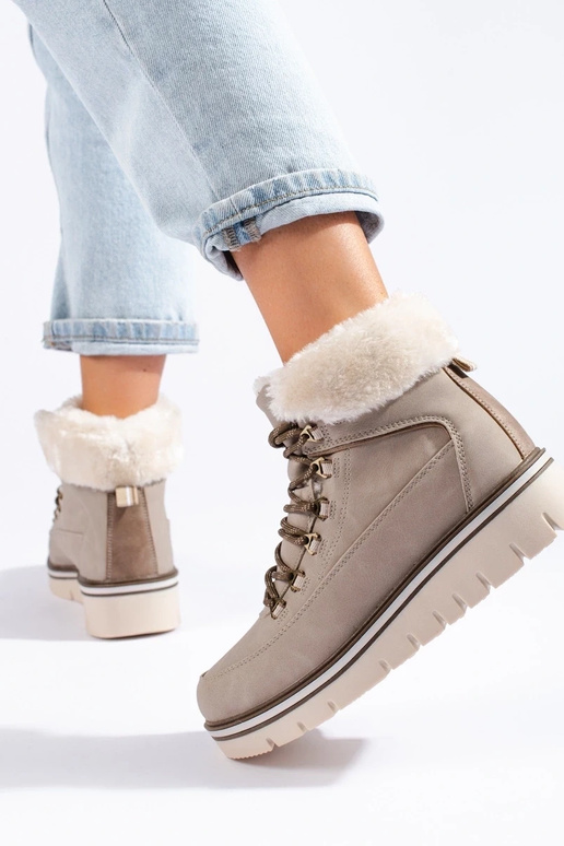 Botas de mujer con plataforma en... Botas de mujer con plataforma en...