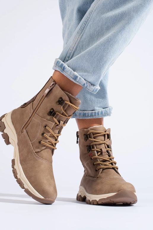 Botines con cordones y cremallera... Botines con cordones y cremallera...