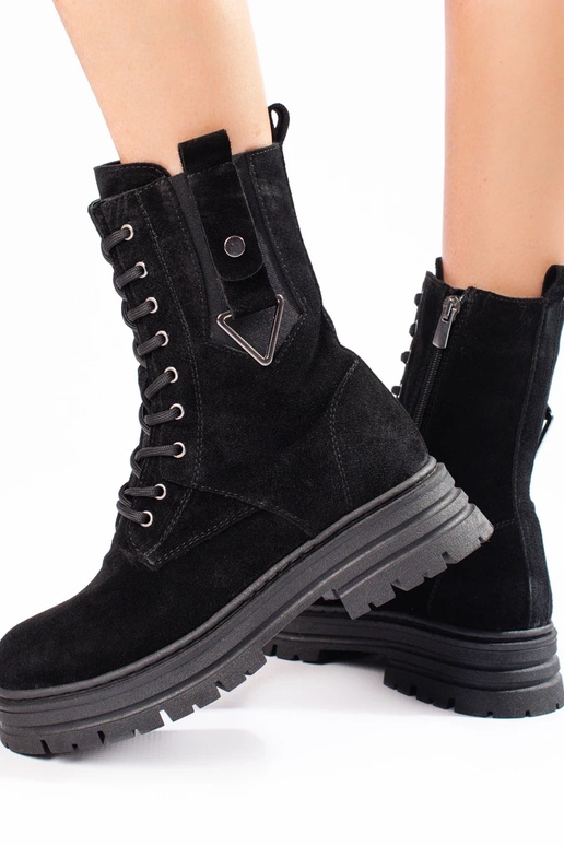 Zapatos altos de mujer fabricados en... Zapatos altos de mujer fabricados en...