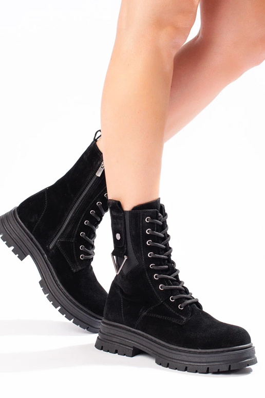 Zapatos altos de mujer fabricados en... Zapatos altos de mujer fabricados en...