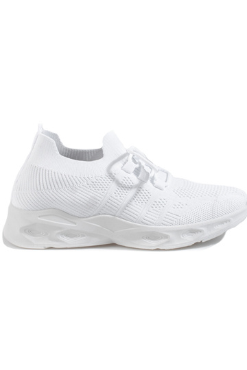 Sandalias de tela blancas...