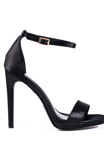 sandos de mujer clásicas...