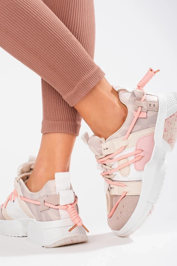 Zapatillas color rosa... 2