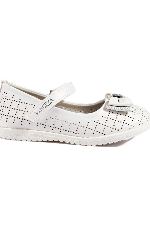 con elementos calados bailarina...