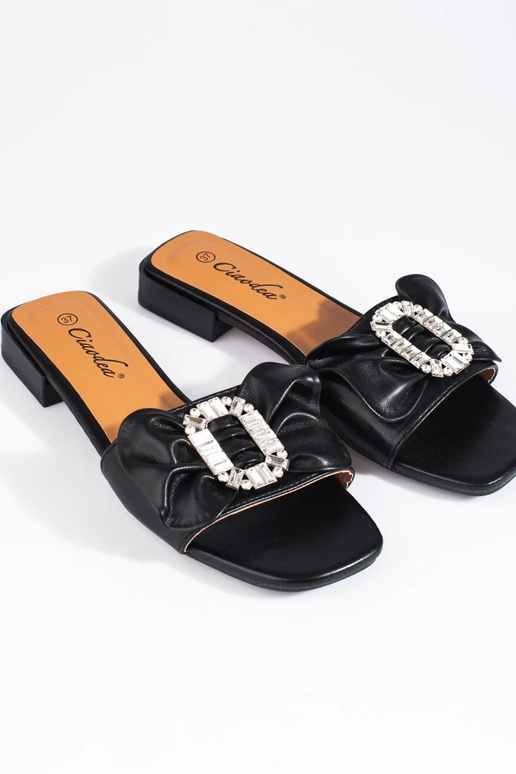 Pantuflas negras con cinta Shelovet