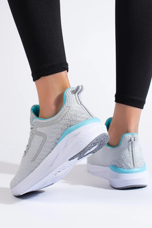 calzado deportivo DK color gris