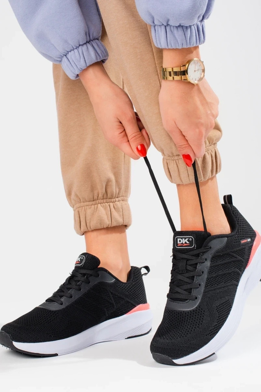 Zapatos estilo deportivo DK color negro.