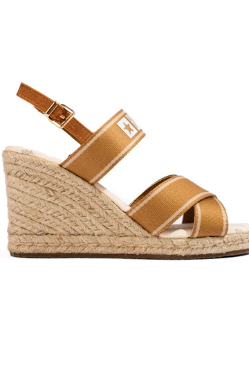 sandalias beige BIG STAR...