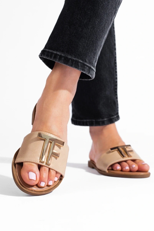 Pantuflas beige Potocki