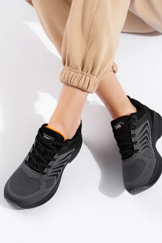 calzado deportivo color gris DK