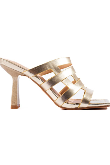 zapatillas doradas Shelovet