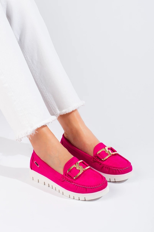 Mocasines confeccionados en ante con... Mocasines confeccionados en ante con...