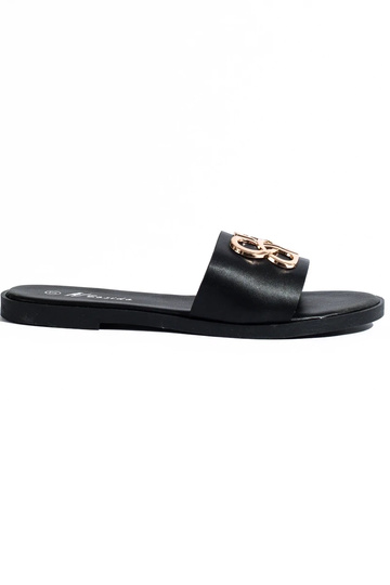 Pantuflas modelo clásico en...