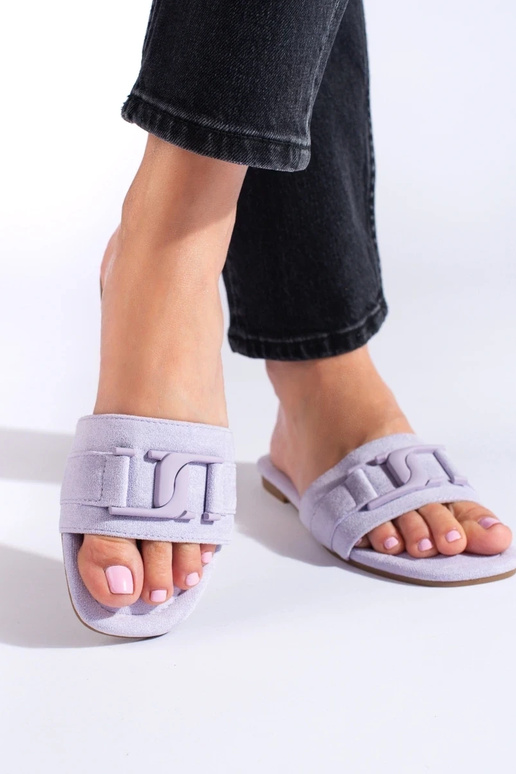 Zapatillas de mujer de ante morado...