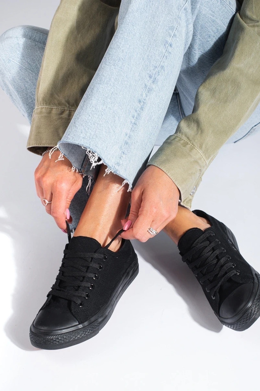 zapatos negros Shelovet