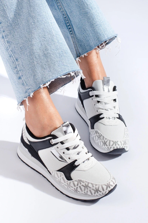 Zapatos mujer estilo deportivo...