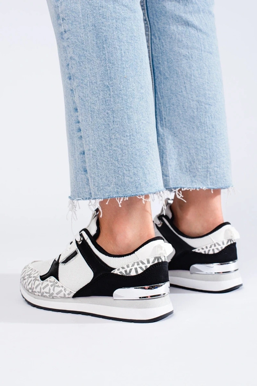 Zapatos mujer estilo deportivo...