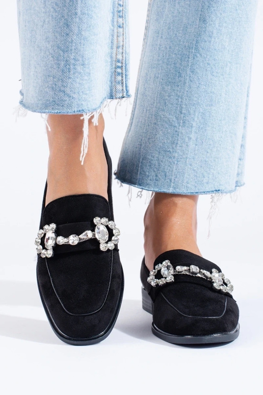 Mocasines ante negro con hebillas...
