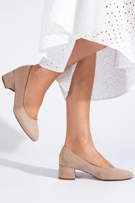 tacones bajos de mujer color beige de...