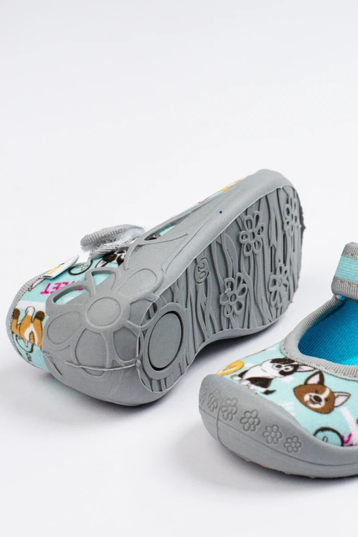 Zapatillas infantiles con perritos...