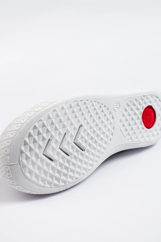 Zapatos Shelovet grises de un modelo...