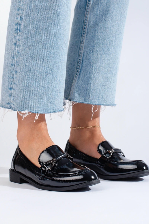 Mocasines efecto lacado en color...