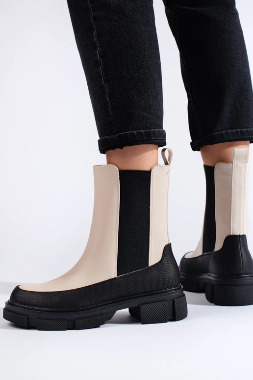 Zapatos de mujer beige para mujer. Zapatos de mujer beige para mujer.