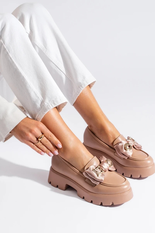 mocasines beige con cinta Shelovet