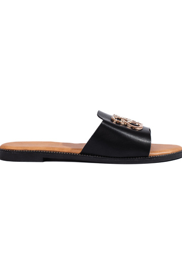 zapatillas negras
