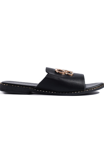 zapatillas negras