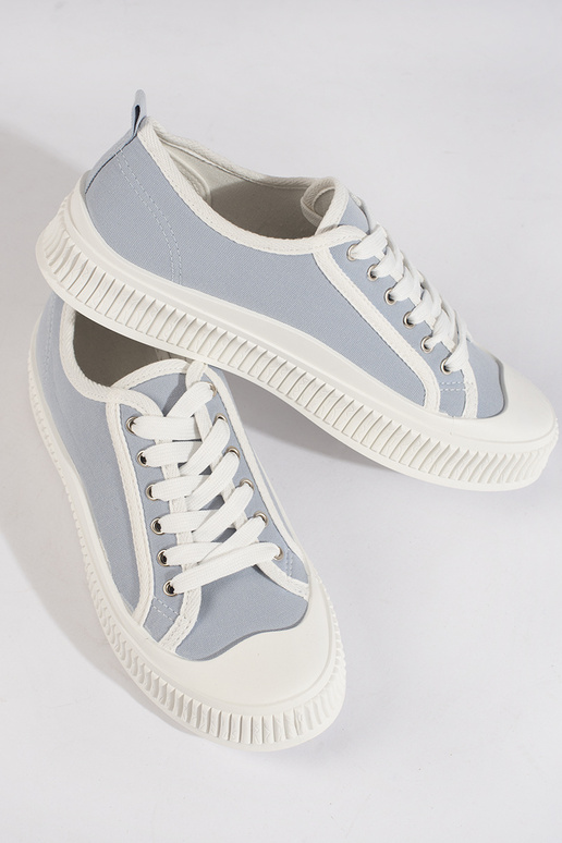 Zapatos de plataforma de mujer.